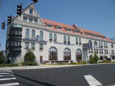 in vegas steht ein hofbraeuhaus, eins, zwei...